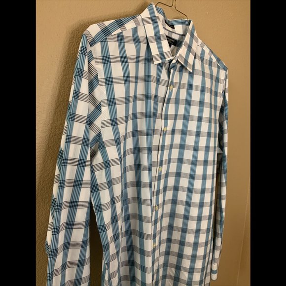 Banana Republic Blue and Gray Plaid Button Down - Picture 7 of 7